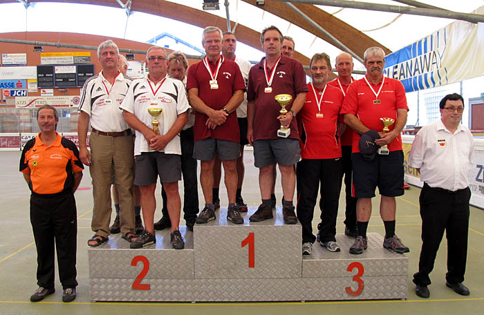 die 3 Erstplatzierten - ASKÖ LFW Johannes Lanner 2. Rang: ESV Wörgl, 1. Rang: EV Kundl, 3. Rang: EV Hochfilzen und WBL Andi Aberger 