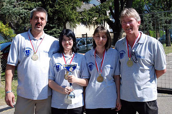 1. Rang: ESC Vienna 1 v.l.: Thomas Hochauer, Vanesa Hochauer, Monika Bernt, Hans Kroboth